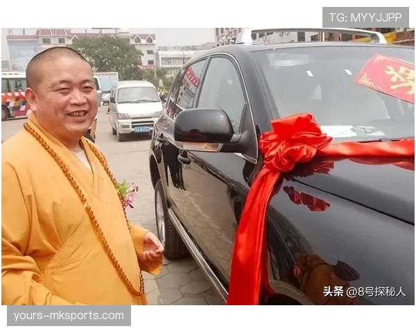 郑赛赛训练完随手背个小包,下秒出现在豪车旁这反差有点狠 郑赛赛训练完随手背个小包,下秒出现在豪车旁这反差有点狠